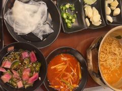 -肉甲韩国木炭烤肉(新壹街1店)