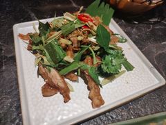 -泰傳奇