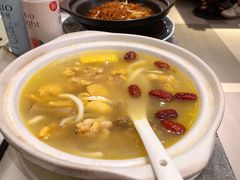 海南椰子鸡汤-港丽餐厅(龙之梦长宁店)