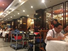 大堂-鸿运酒楼