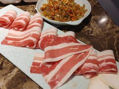 -猪啊牛呀羊啊铜盘烤肉(正大广场店)