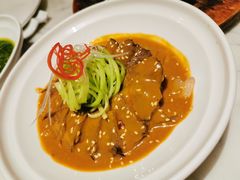 芝麻牛肉拉皮-青雅中餐厅(大连金石滩绿发希尔顿度假酒店)