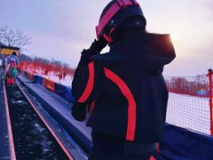 -庙香山滑雪场