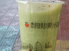 -潮汕良心果汁(金新北路店)