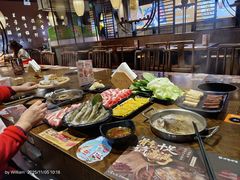 -呷哺呷哺 小火锅 (浦东新欧尚超市店)