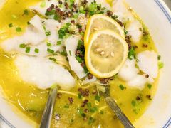 柠檬酸菜鱼-绿草地·湘菜(芙蓉天街店)