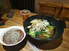 -万记麻辣烫国展总店