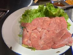 -马路牙子地桌烤肉(工体店)