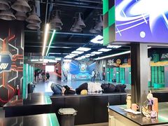 -极限PLAY运动娱乐新世界·团建派对潮玩休闲馆·室内蹦极高空游乐园