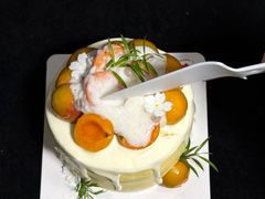 -花花卷卷·鲜食蛋糕(泉屋店)
