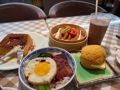-新大咀港式茶餐厅(宝山万达店)