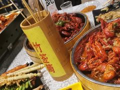 -云晓光头烧烤吧(川沙绿地店)