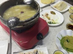 -墨脱石锅椰子鸡•海鲜糟粕醋(榆亚路店)