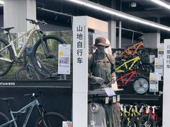 -迪卡侬(越秀公园店)