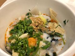 微辣汤底-阿上阿上麻辣香锅&麻辣烫(朝阳蓝色港湾店)