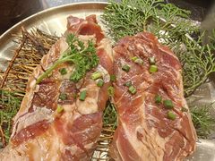 -草家酱蟹炭火烤肉店(珲春南路二店)