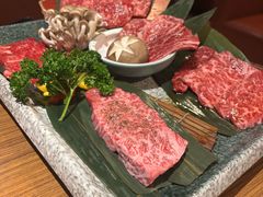 -炼火烤肉店