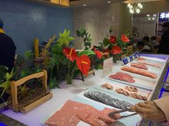-锤头鲨毛肚海鲜烤肉自助餐厅(国购广场店)