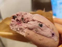 蓝莓乳酪贝果-Tims天好咖啡·贝果(东吴龙湖天街店)