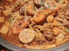 -徐记小怪兽肉蟹煲(中央大街店)