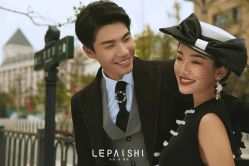 -乐派诗婚纱摄影