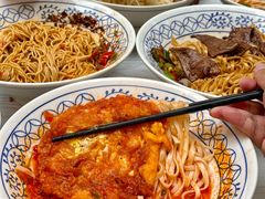 -李与白包子铺(桐梓林店)