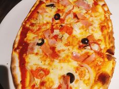 超级至尊披萨-JINNS锦时 steak&pizza(浸信会礼拜堂旧址店)