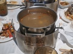 -领鲜活海鲜榴莲自助火锅(东门店)