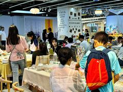 -郑在DIY·潮玩银饰绘画手作(中央大道旗舰店)