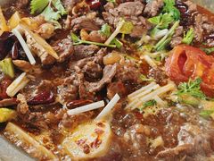 -周老三跷脚牛肉·全牛火锅(非遗传承店)