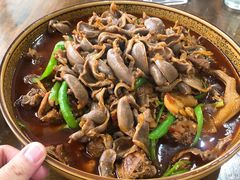 -一品红烧鸭特色川菜(三岔湖店)