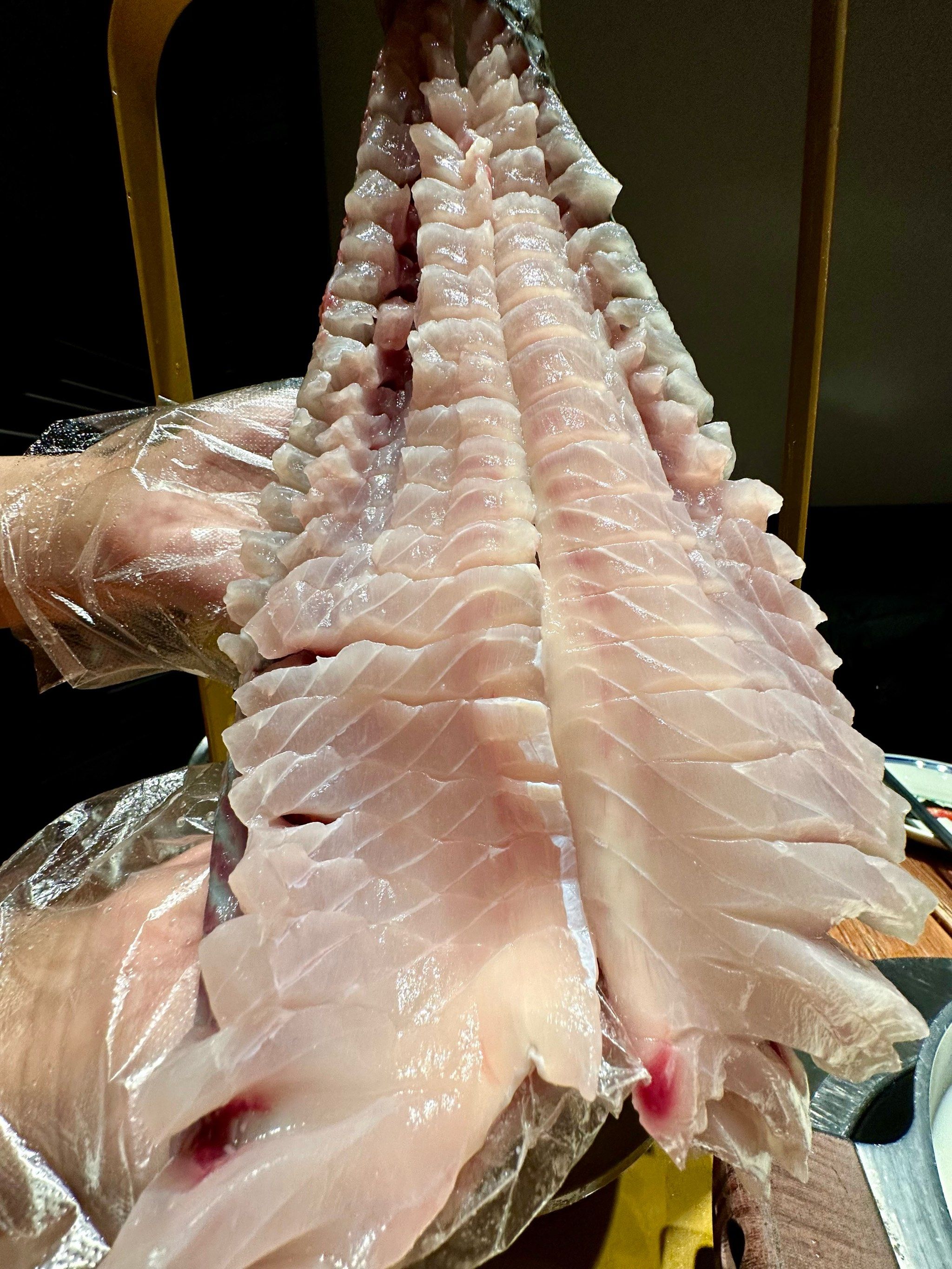 朝阳门!吃到了火爆顺德的千层无骨鱼!