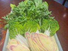 -菌之家·专业纯野生菌火锅·特色炒菌