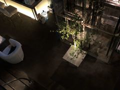 -穹六人间 people 6(岳阳路店)