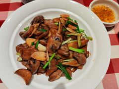 橄榄油炒三种蘑菇-西贝(宝乐汇店)
