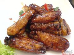 鸡秕菇鸡翅-和平馆·地道港澳茶餐厅(西门口店)