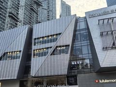 -柏威年大连购物中心