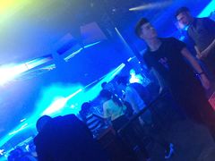 -SPACE(欢乐颂购物中心店)