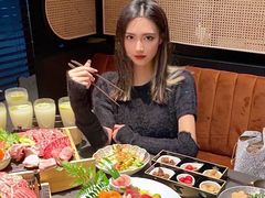 -铭牛烧肉·和牛海鲜自助(高新月牙湖店)
