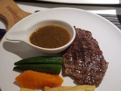 -斗牛士牛排餐厅(嘉里汇店)