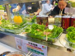 -逸山伍自转小火锅(纺织品店)