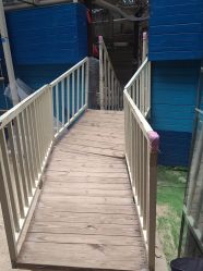 -PIPIKINGDOM皮皮王国欢乐号(欢乐海岸购物中心店)