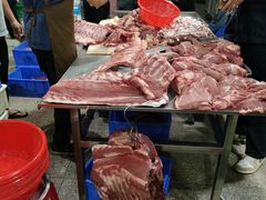 -标记美食新鲜猪杂(兴南大道店)