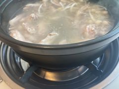 -东椰·海南椰子鸡火锅(朝阳门店)