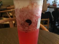草莓汁-喜茶(深圳福田星河COCO Park店)