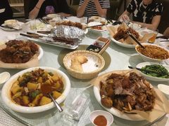 -巴扎美食·新疆菜·西域歌舞表演餐厅(新疆大厦店)