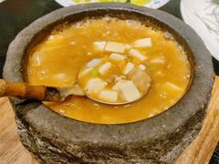 招牌石锅海胆豆腐-锦楼·臻选新杭帮(杭州中心店)