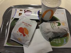 -麦当劳(金稻田路餐)