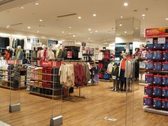 -优衣库(哈尔滨乐松广场店)