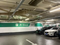 -国金中心-停车场